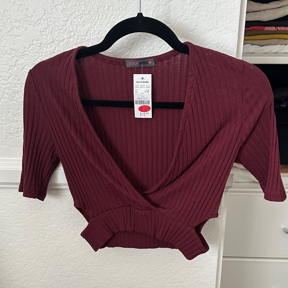 NWT Maroon Ribbed Crop Top